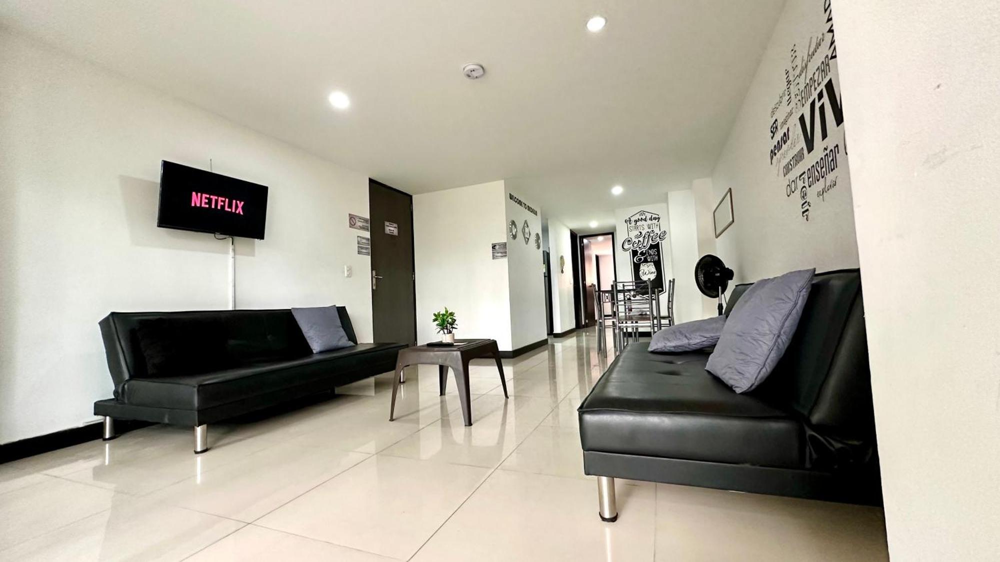 Apto Moderno En Laureles メデジン エクステリア 写真